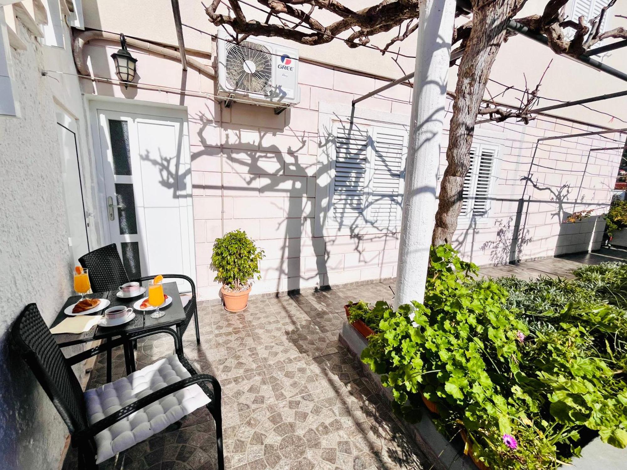 Apartments Monica Дубровник Номер фото